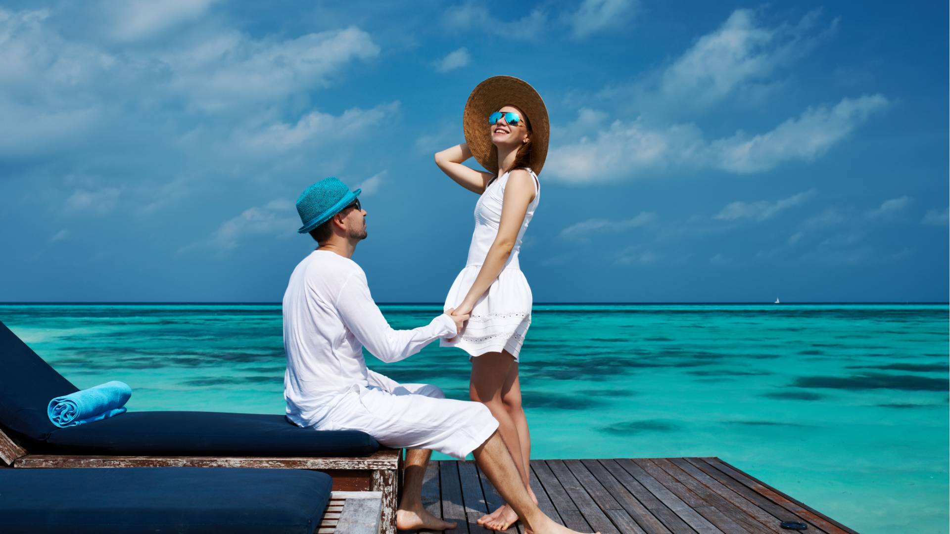 8 Beach Date Ideas That’ll Make Your Love Sparkle Like the Sea