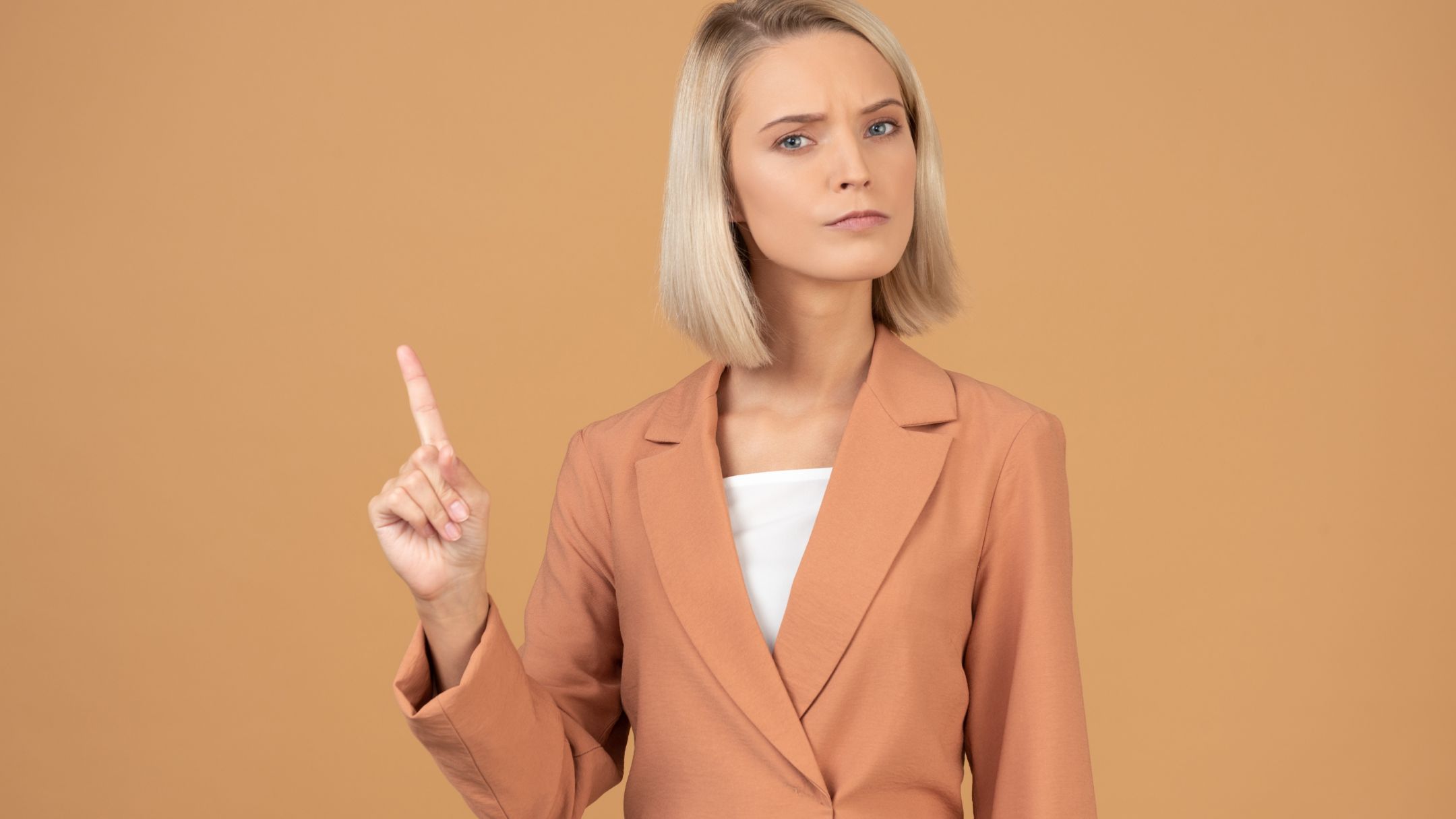 How to Get Boyfriend's Attention: 10 Proven Ways to Make Him Crave Your Presence